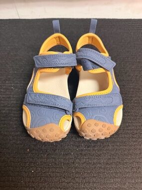 Teva Kids Blue and Yellow Closed-Toe Sport Sandals: Toachi Hydratek